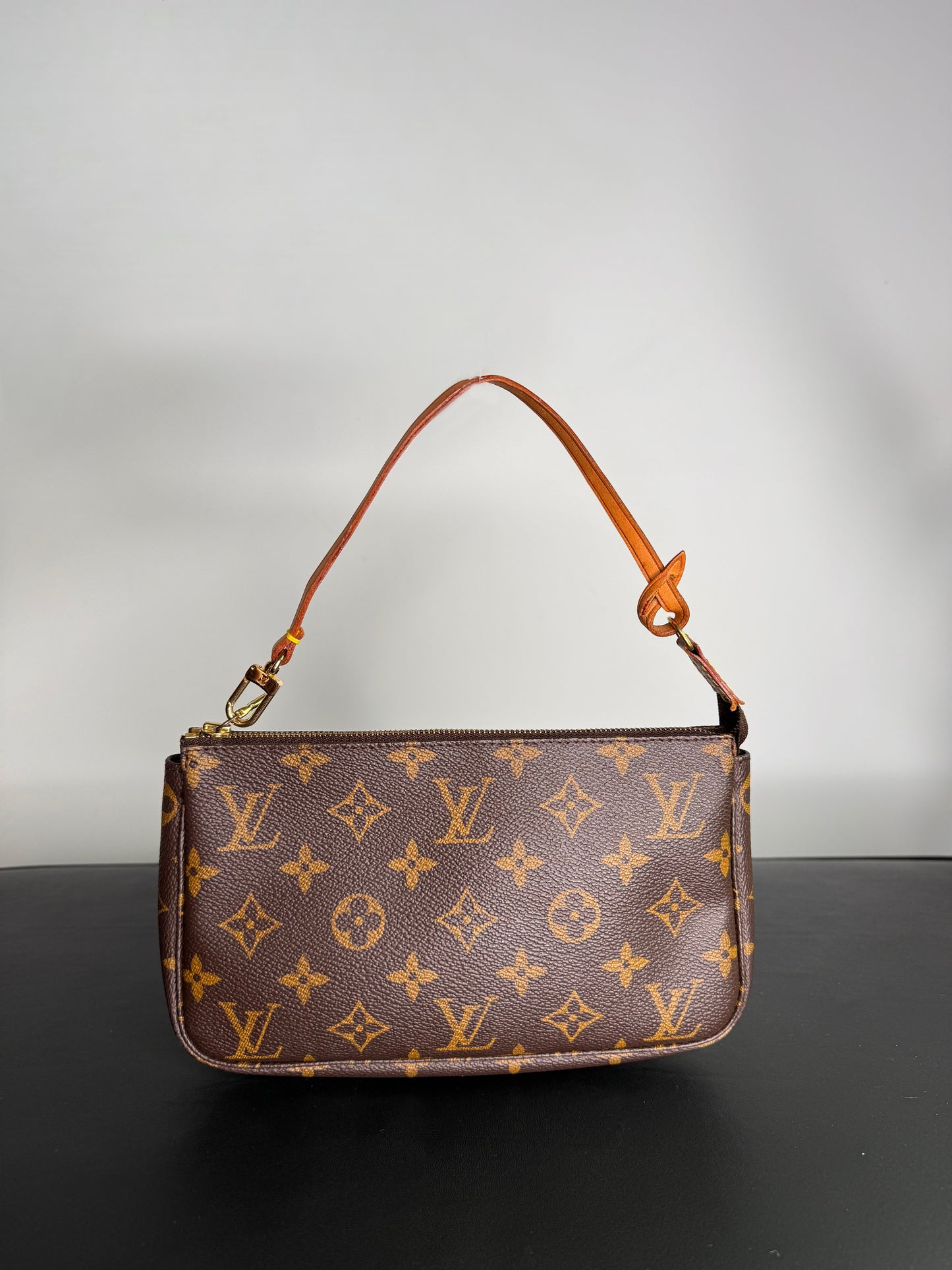 Louis Vuitton Pochette