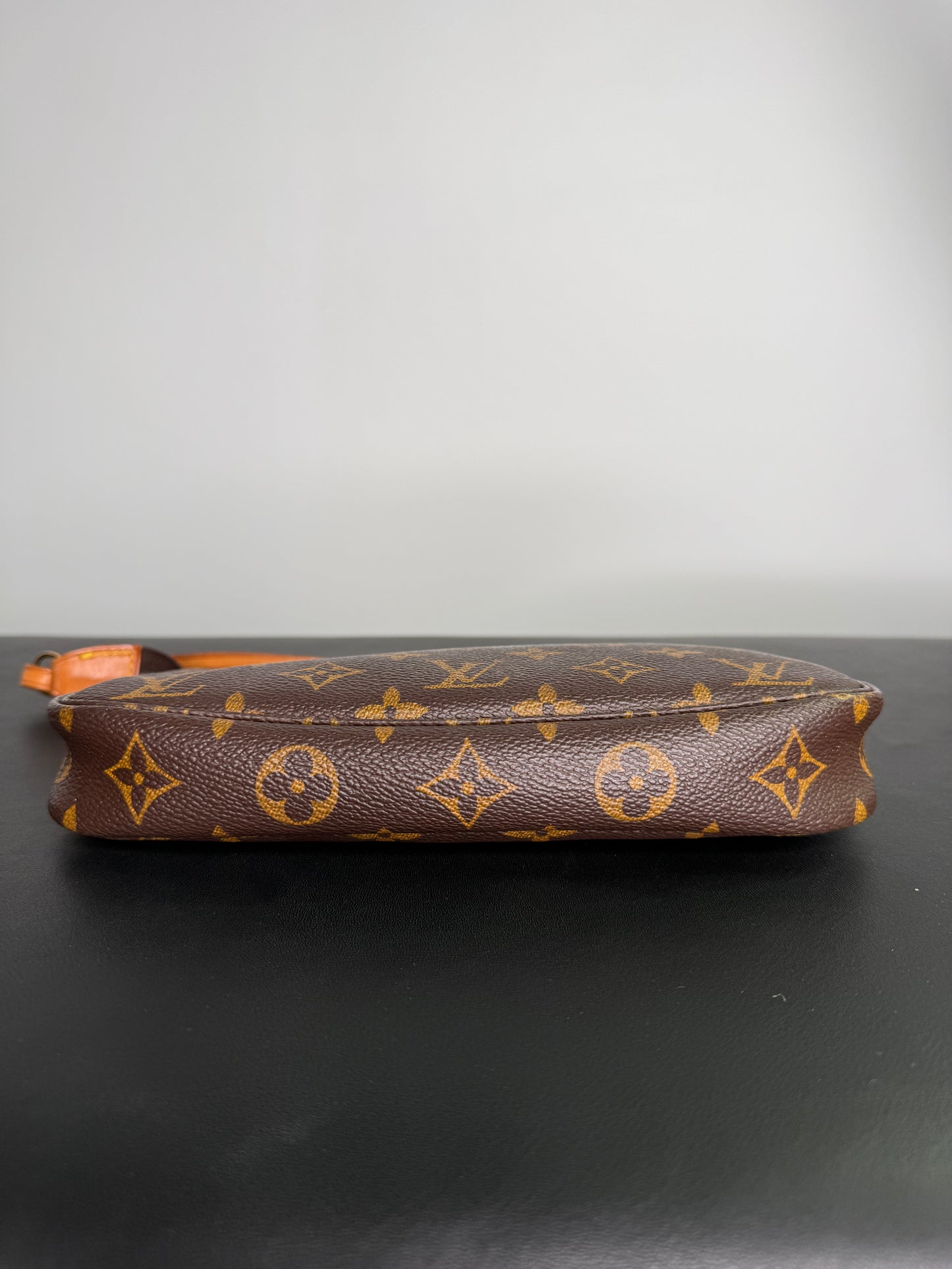 Louis Vuitton Pochette